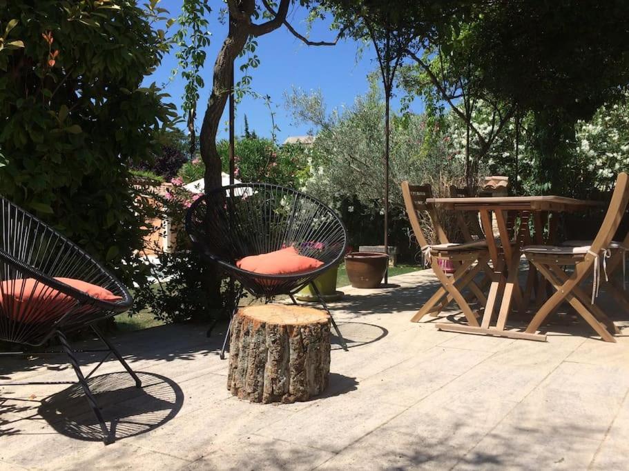 Belle Maison Provencale Au Pied Du Mont Ventoux Caromb Eksteriør billede